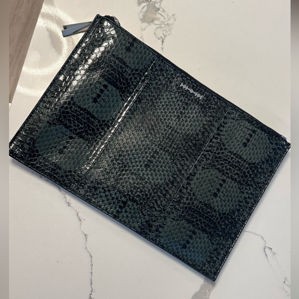 Alexander McQueen envelope clutch like new